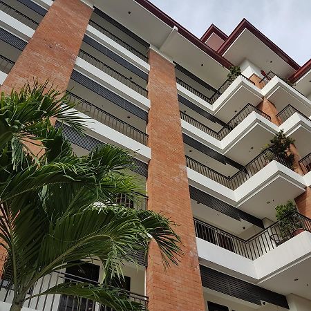Strawberry Residences Cebu Exterior foto